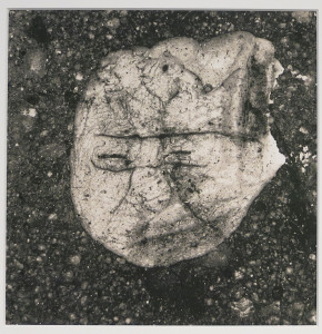 Underfoot XXXIII, New York, gelatin silver print, image 19 1/8 x 18 ¾ inches, 2000.