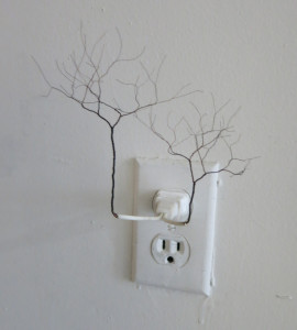 Jinsu Han, Socket Branch, wire, modified plug, 7.5 x 5 x 5 inches, 2016.